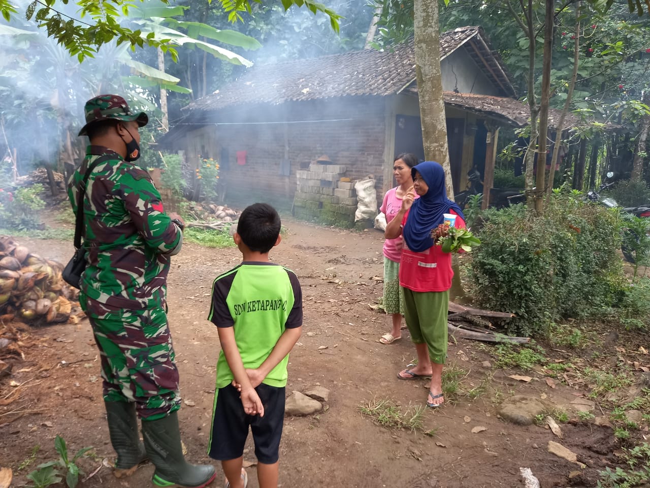 Keakraban Tanpa Batas Dengan Anak Ketapang